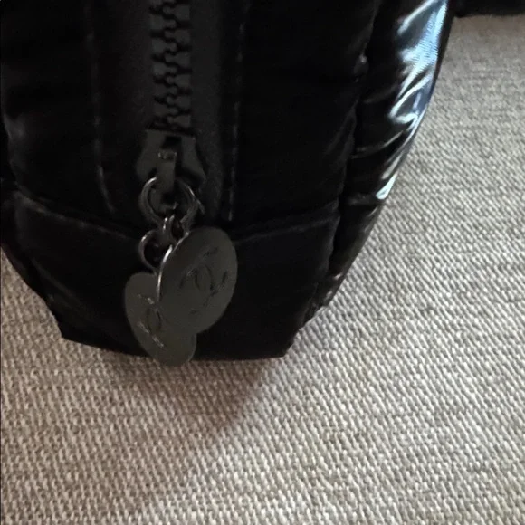 Chanel Makeup Beauty Bag New in Plastic Wrap - Picture 2 of 4